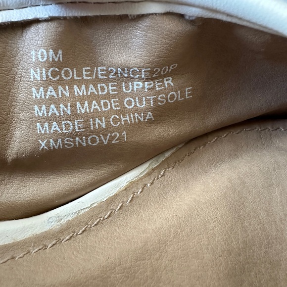 NWOT Esprit Nicole slip on flats - Picture 2 of 5